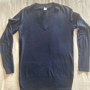 Women’s J Crew lightweight v-neck sweater